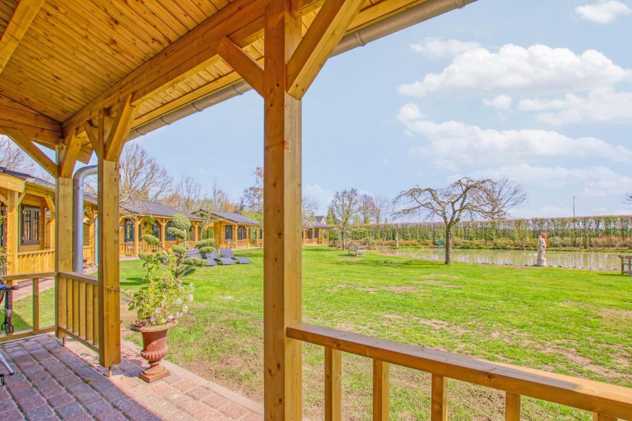 Appel Lodge Diessen Exteriör bild